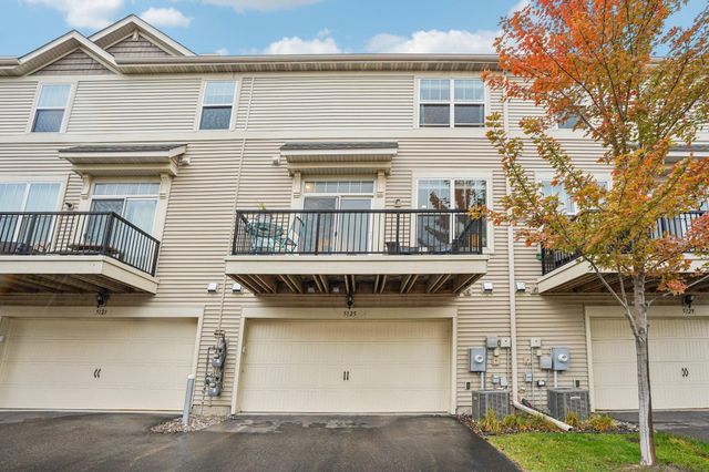 5125 95th Way N, Brooklyn Park, MN 55443