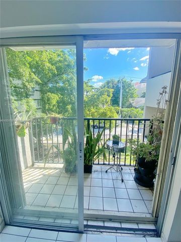 1337 NW 1st St 8, Miami, FL 33125