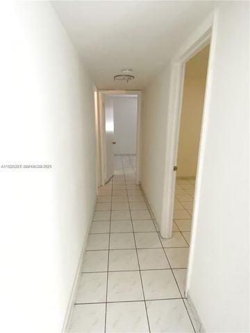 1337 NW 1st St 8, Miami, FL 33125