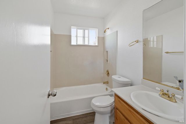 712 Daniels Ave, Vallejo, CA 94590