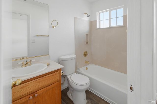 712 Daniels Ave, Vallejo, CA 94590