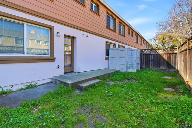 712 Daniels Ave, Vallejo, CA 94590