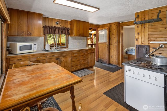 502 Harkness Road, Cle Elum, WA 98922