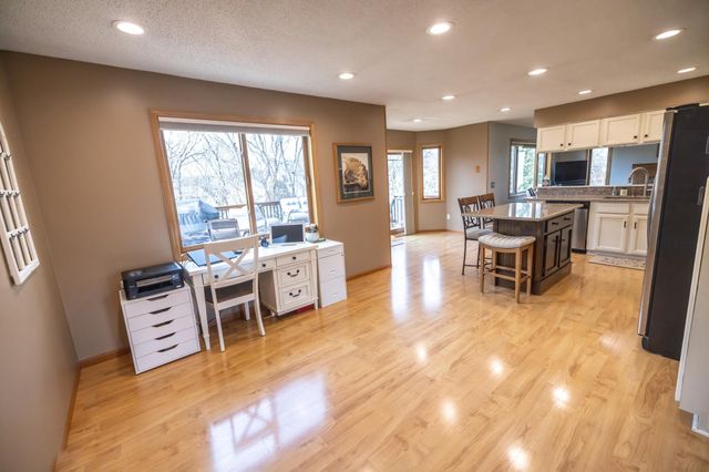 16368 Hudson Court, Lakeville, MN 55044