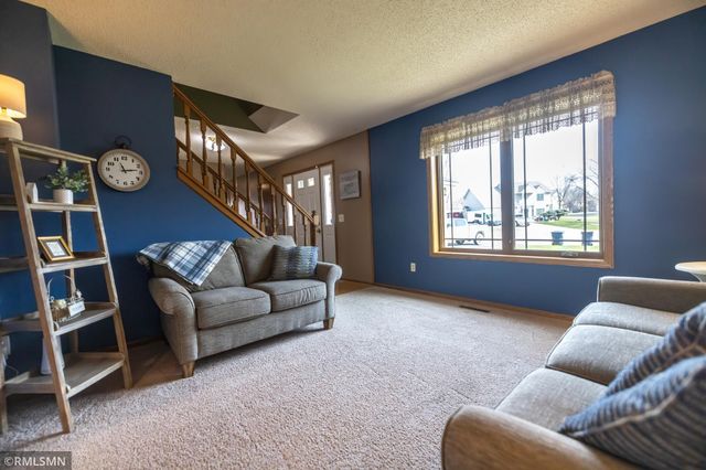 16368 Hudson Court, Lakeville, MN 55044