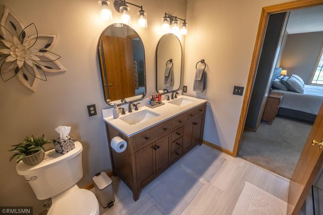 16368 Hudson Court, Lakeville, MN 55044