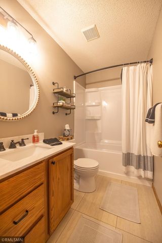 16368 Hudson Court, Lakeville, MN 55044