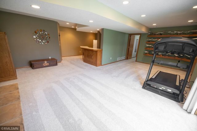 16368 Hudson Court, Lakeville, MN 55044