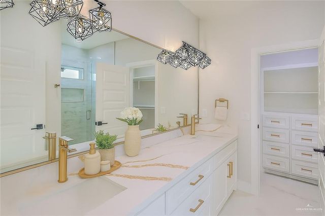 8034 N 51st Street, Mcallen, TX 78504