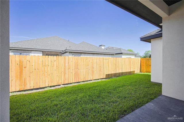 8034 N 51st Street, Mcallen, TX 78504