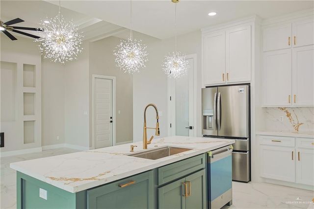 8034 N 51st Street, Mcallen, TX 78504