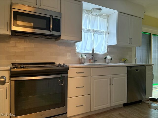 245 Bermont, Munroe Falls, OH 44262