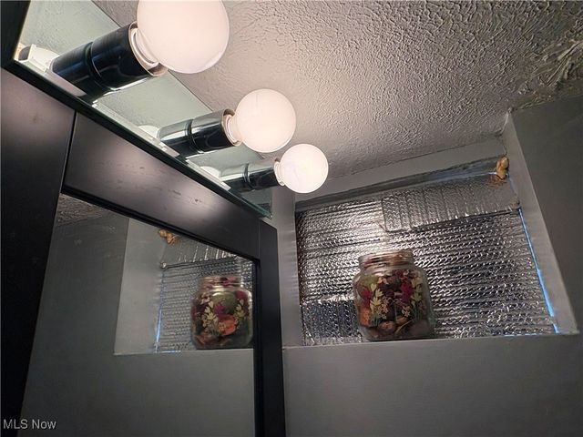 245 Bermont, Munroe Falls, OH 44262