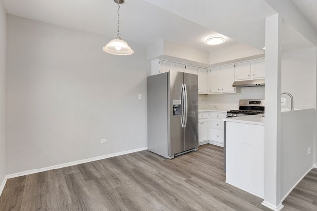 262 Inverrary Lane, Deerfield, IL 60015