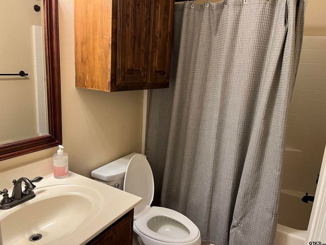 12245 FM 2710, Lindale, TX 75771