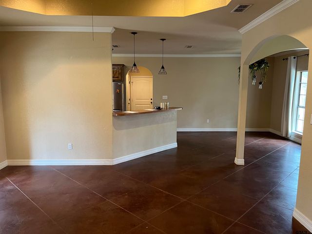 12245 FM 2710, Lindale, TX 75771