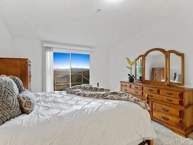 14821 Highland Valley Rd, Escondido, CA 92025