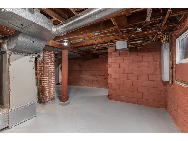 58871 SAULSER Rd, Warren, OR 97053