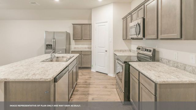 1837 SIDE BUSTER TRL, Leander, TX 78641