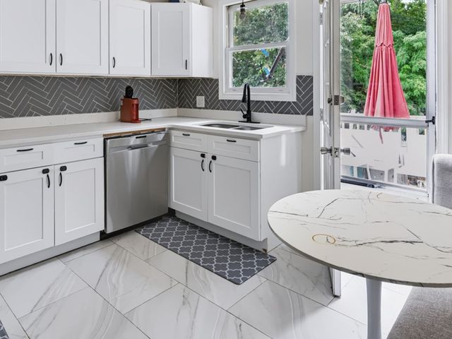11 Hagan Street, Providence, RI 02904