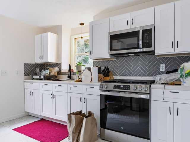 11 Hagan Street, Providence, RI 02904