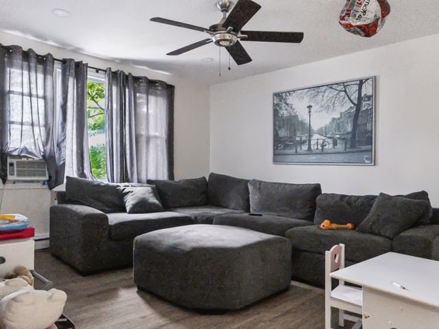 11 Hagan Street, Providence, RI 02904