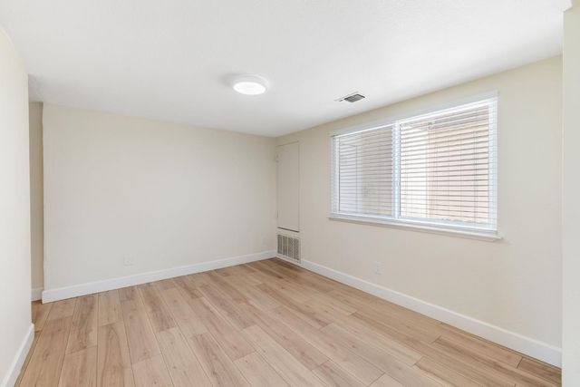6726 Calvine Rd, Sacramento, CA 95823