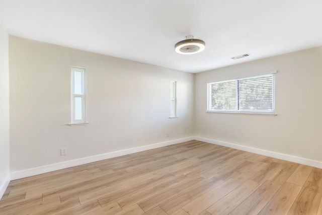 6726 Calvine Rd, Sacramento, CA 95823