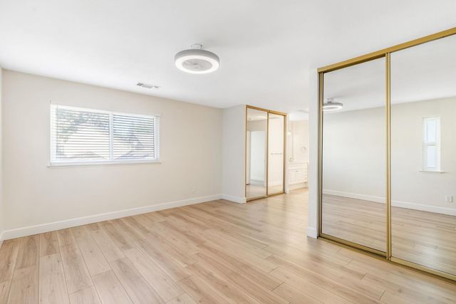 6726 Calvine Rd, Sacramento, CA 95823