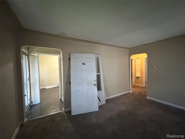 6491 Stahelin Avenue, Detroit, MI 48228