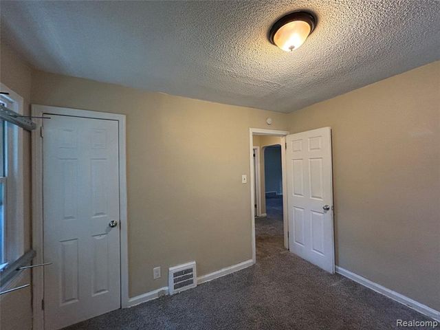 6491 Stahelin Avenue, Detroit, MI 48228