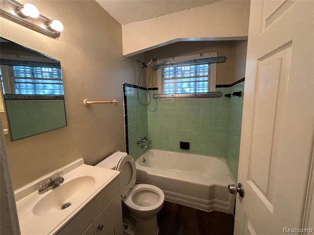 6491 Stahelin Avenue, Detroit, MI 48228