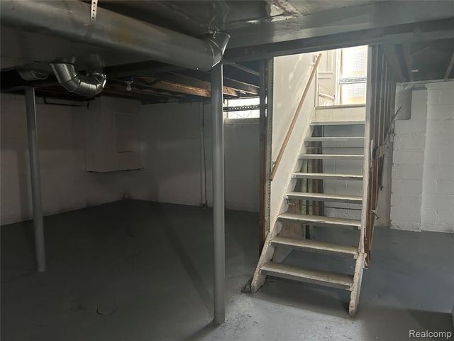 6491 Stahelin Avenue, Detroit, MI 48228