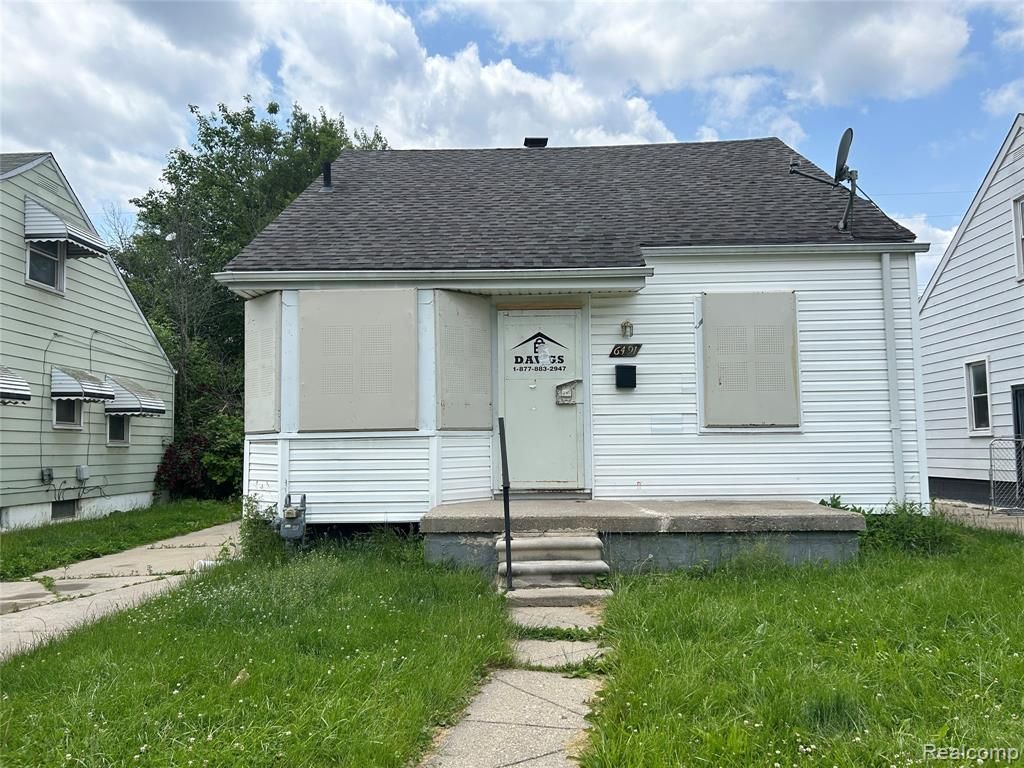 6491 Stahelin Avenue, Detroit, MI 48228