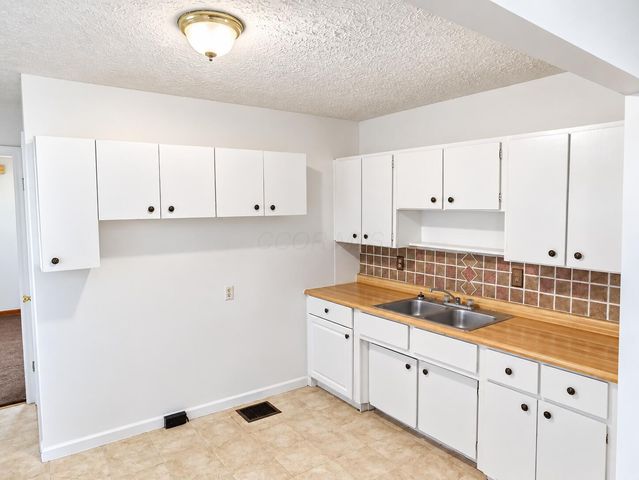 815 Chestershire Road, Columbus, OH 43204