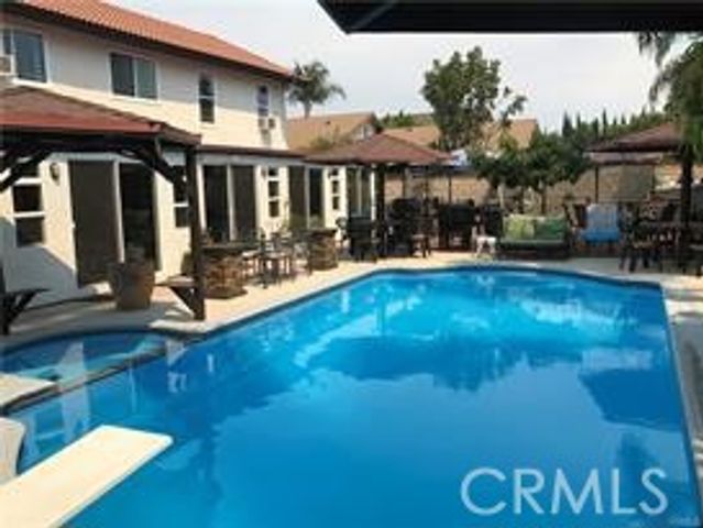 1426 E Tam O Shanter, Ontario, CA 91761