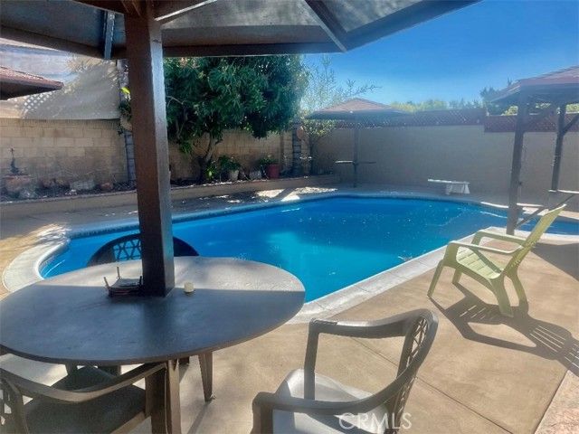 1426 E Tam O Shanter, Ontario, CA 91761