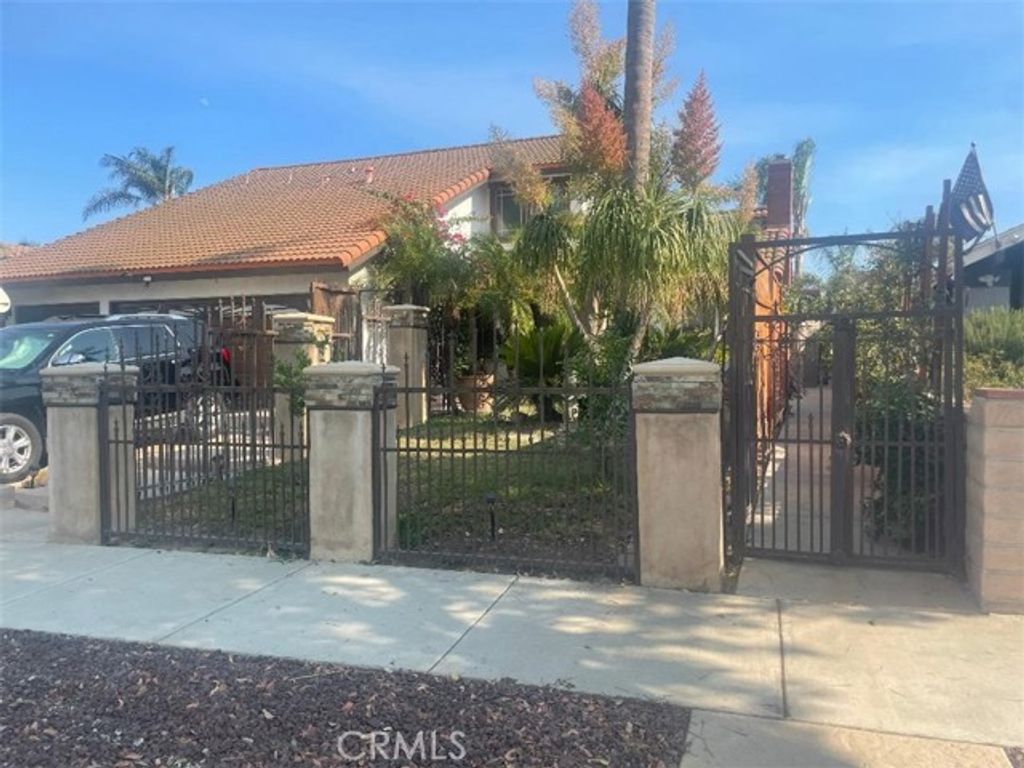 1426 E Tam O Shanter, Ontario, CA 91761