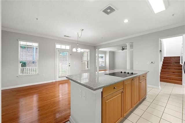 2015 Barrett Lakes NW Boulevard 415, Kennesaw, GA 30144