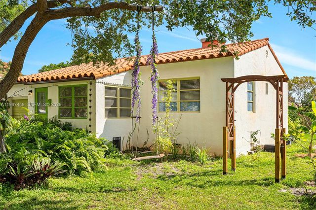 1601 N 16th Court, Hollywood, FL 33020