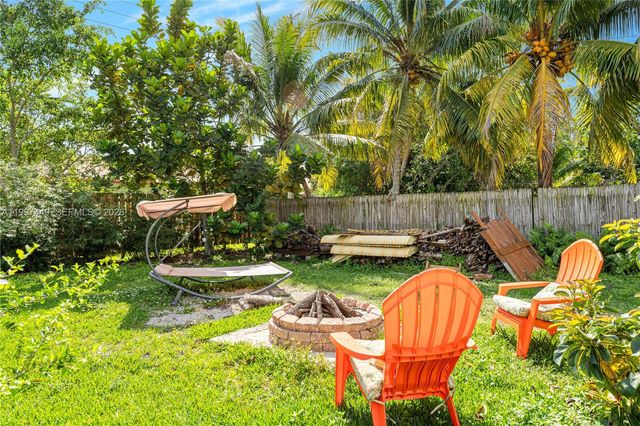 1601 N 16th Court, Hollywood, FL 33020