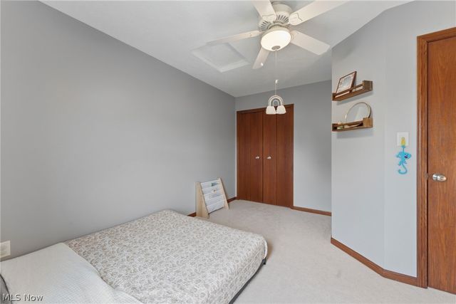 198 Gatwick Grove Circle, Wadsworth, OH 44281
