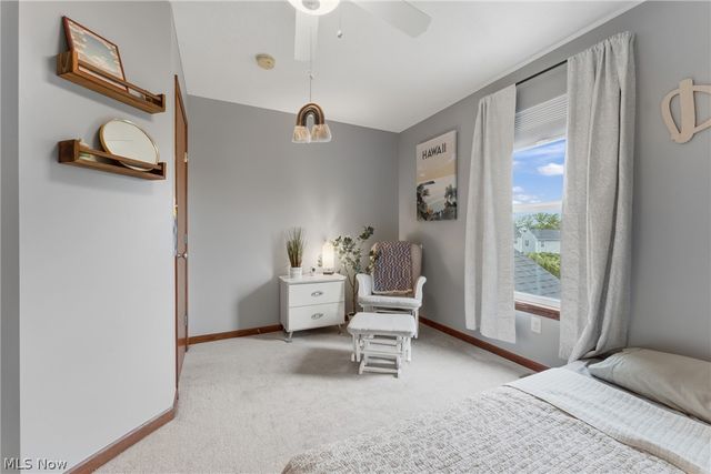 198 Gatwick Grove Circle, Wadsworth, OH 44281
