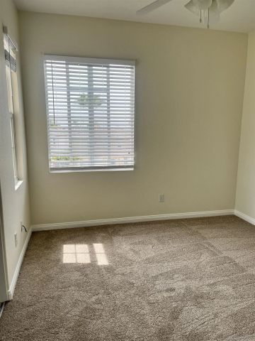 7481 Neptune Drive, Carlsbad, CA 92011