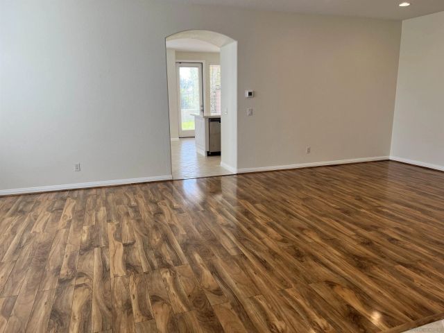 7481 Neptune Drive, Carlsbad, CA 92011