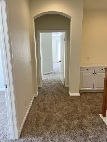 7481 Neptune Drive, Carlsbad, CA 92011