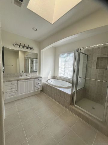 7481 Neptune Drive, Carlsbad, CA 92011