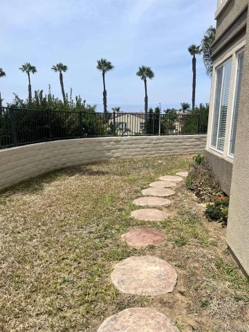 7481 Neptune Drive, Carlsbad, CA 92011