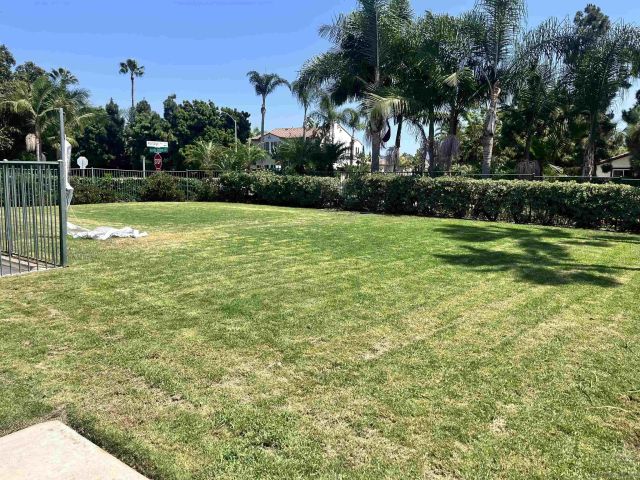 7481 Neptune Drive, Carlsbad, CA 92011