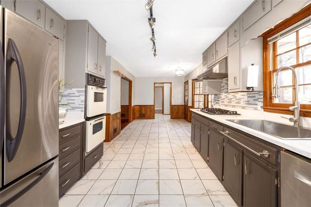 1594 Howell Highlands Drive, Smoke Rise, GA 30087